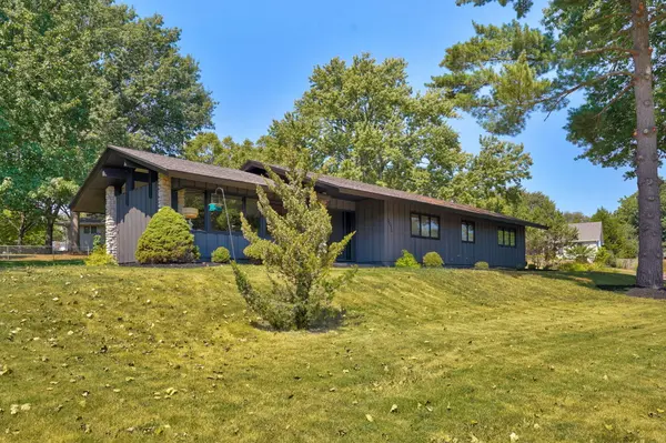 2025 S Arlington TER, Springfield, MO 65804