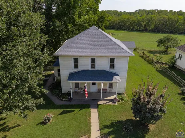 6795 Half Mound RD, Valley Falls, KS 66088