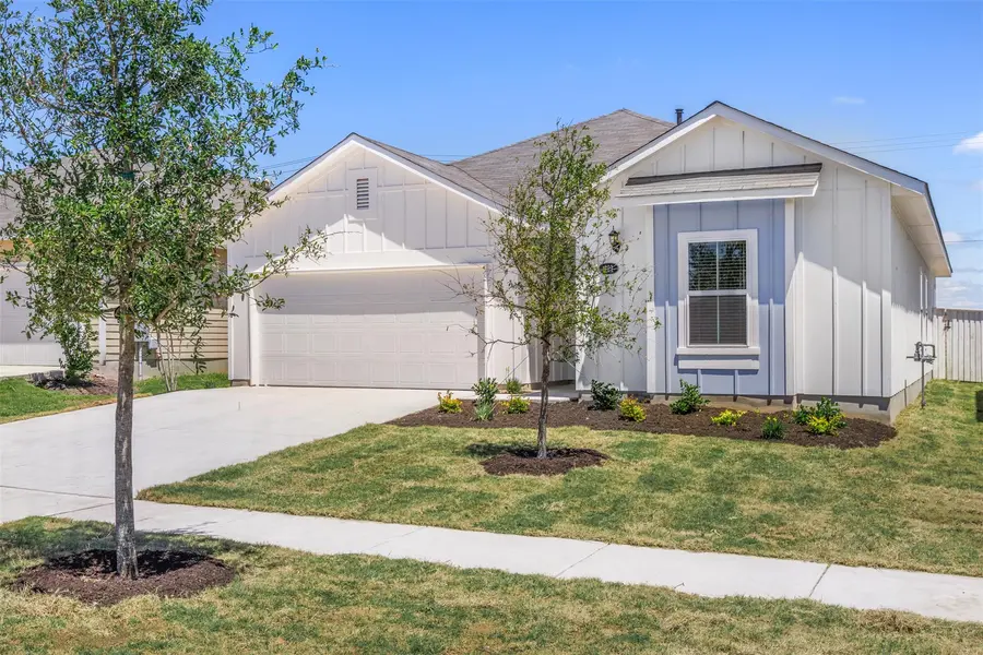 421 Hortus DR, Kyle, TX 78640