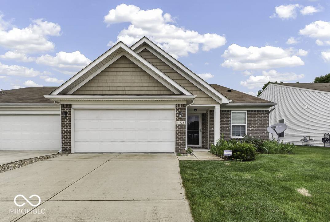 11724 Whisperwood WAY #39B, Fishers, IN 46037