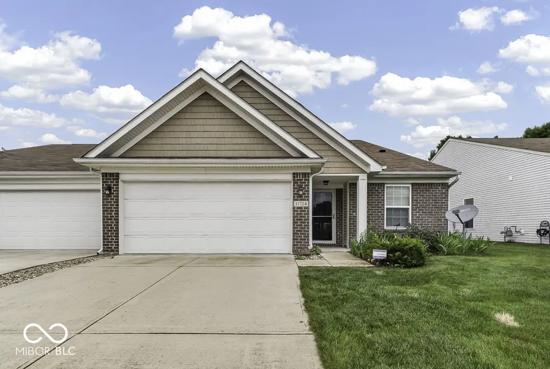 11724 Whisperwood WAY #39B, Fishers, IN 46037