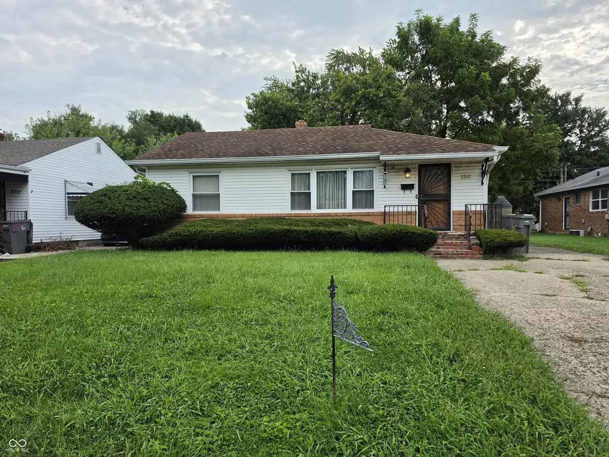 3707 N Dequincy ST, Indianapolis, IN 46218