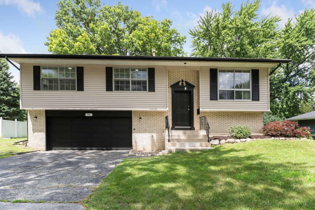 2151 Baker ST, Aurora, IL 60506