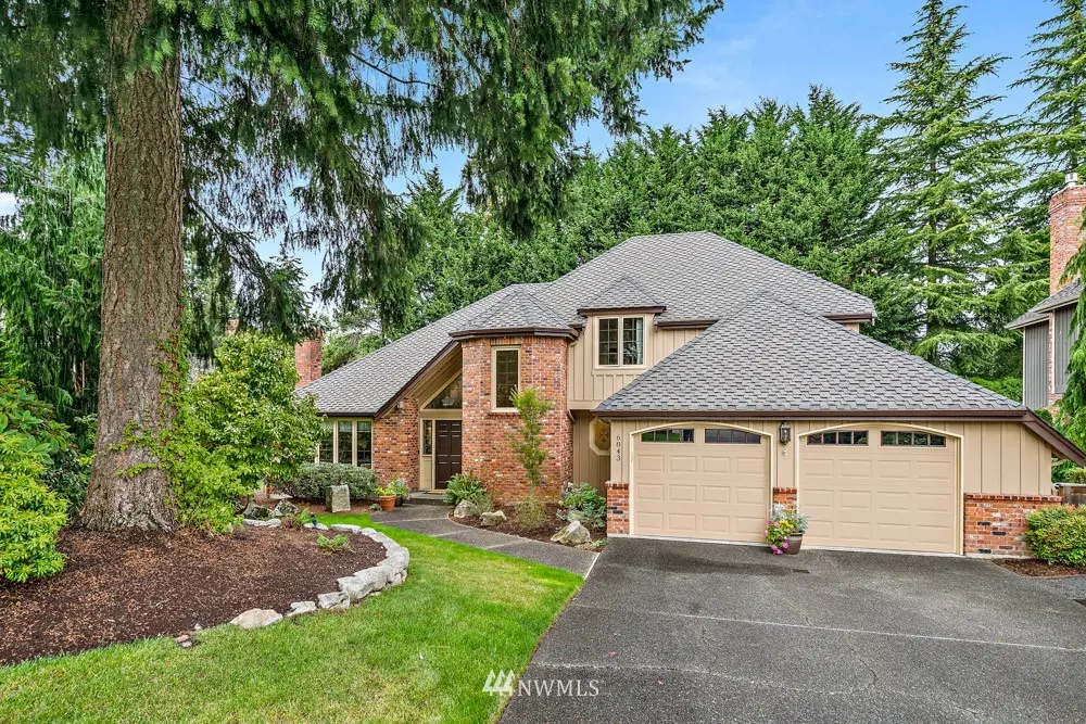 6843 126th AVE NE, Kirkland, WA 98033