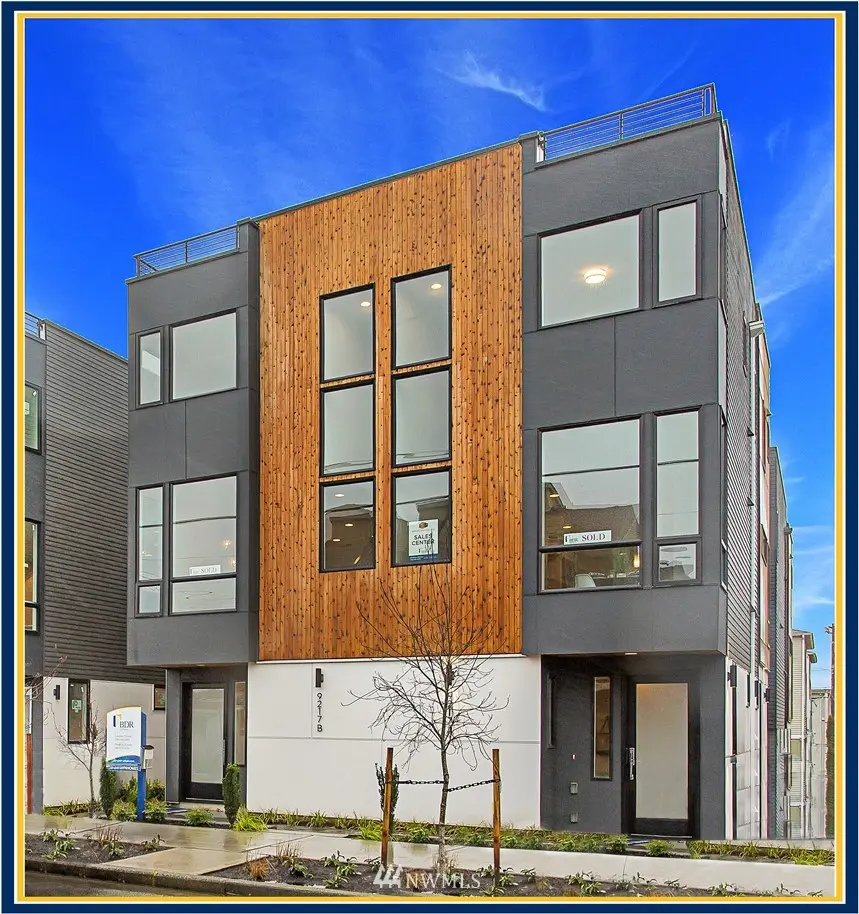 9225 A 16th AVE SW, Seattle, WA 98106