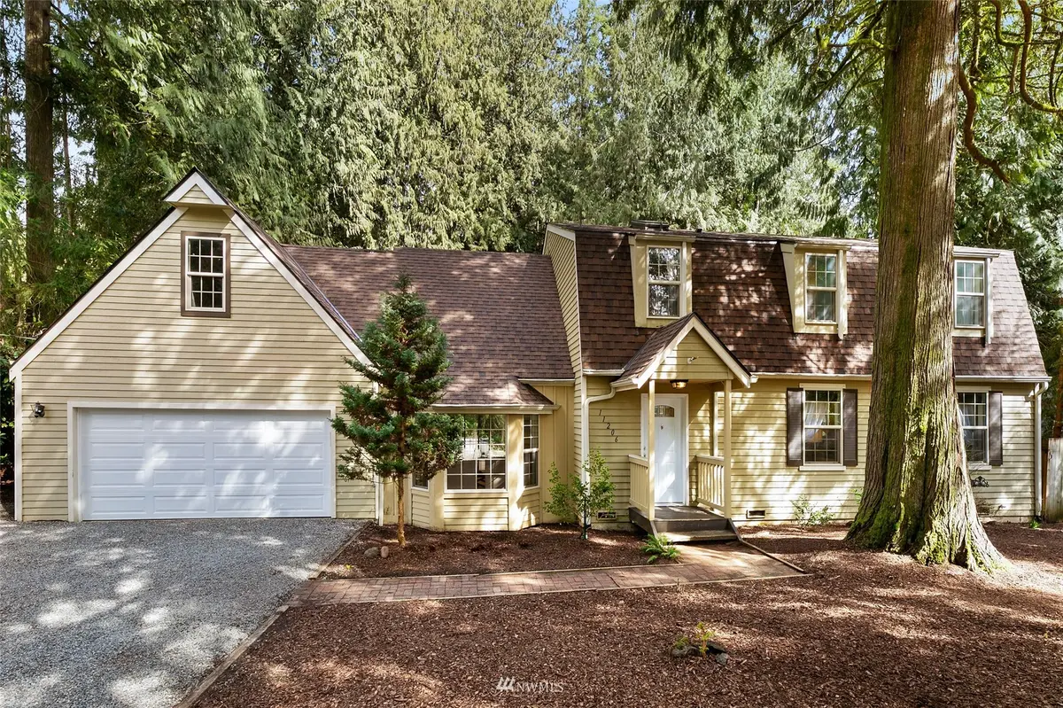 11206 317th AVE NE, Carnation, WA 98014
