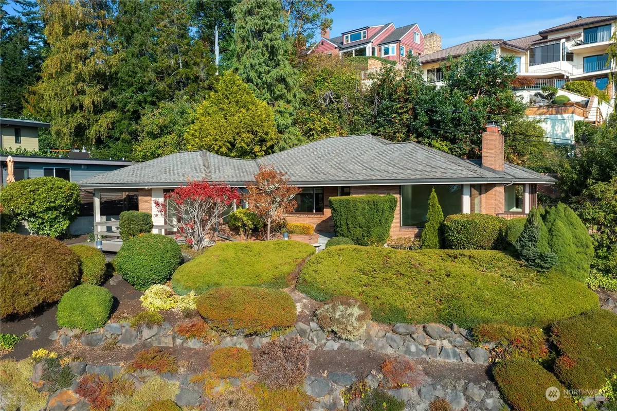 4514 53rd AVE SW, Seattle, WA 98116
