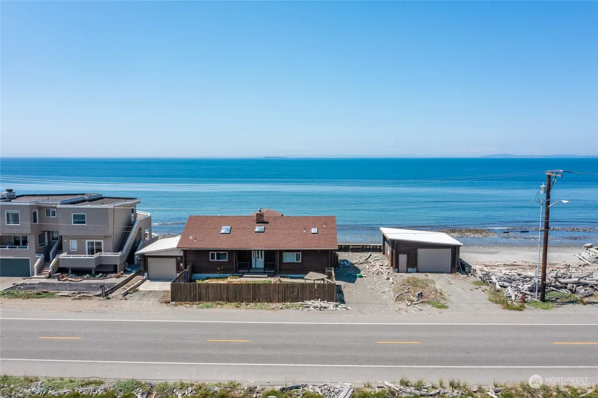 2527 West Beach RD, Oak Harbor, WA 98277