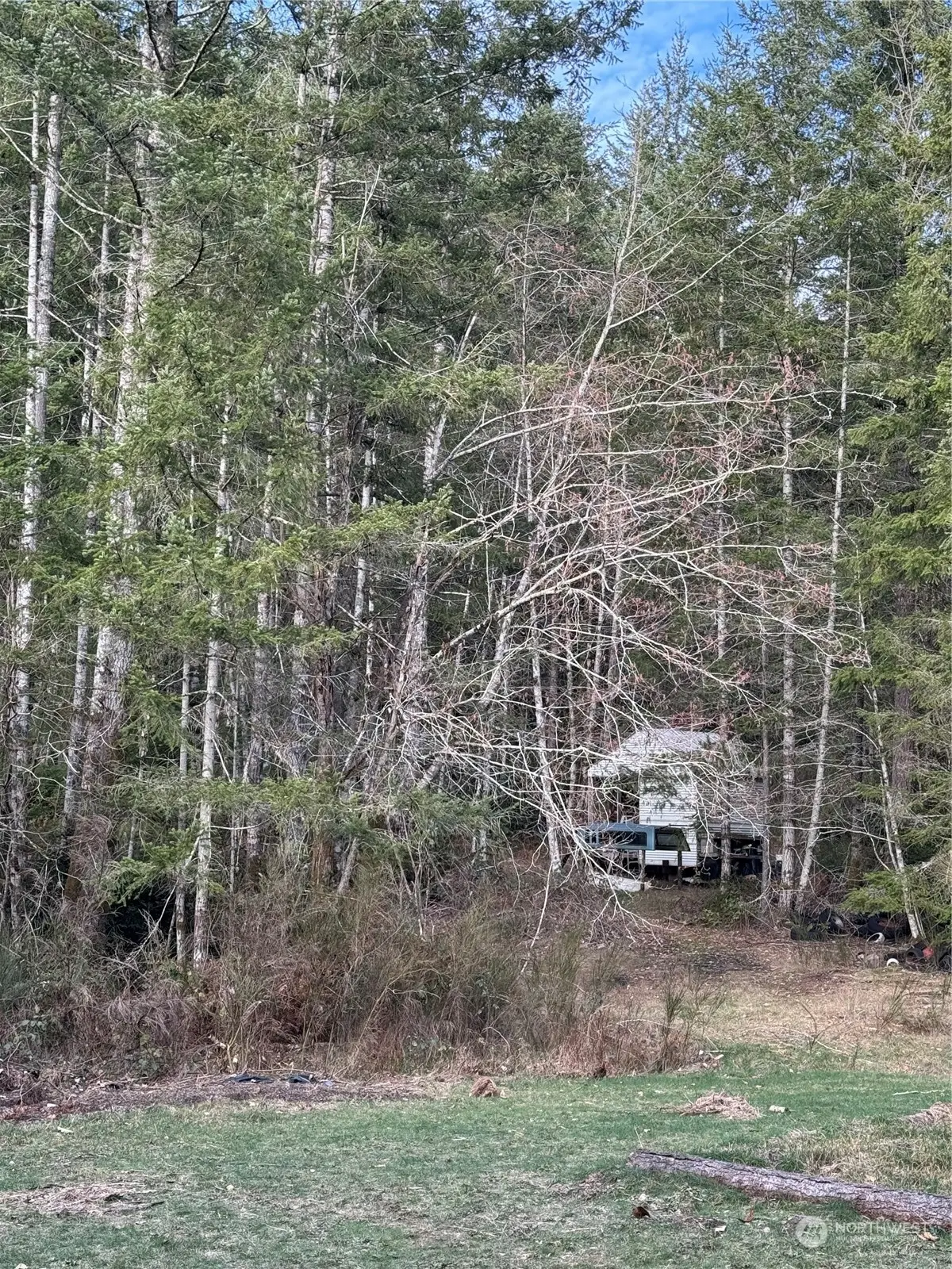 8985 SW Lake Flora RD, Port Orchard, WA 98367