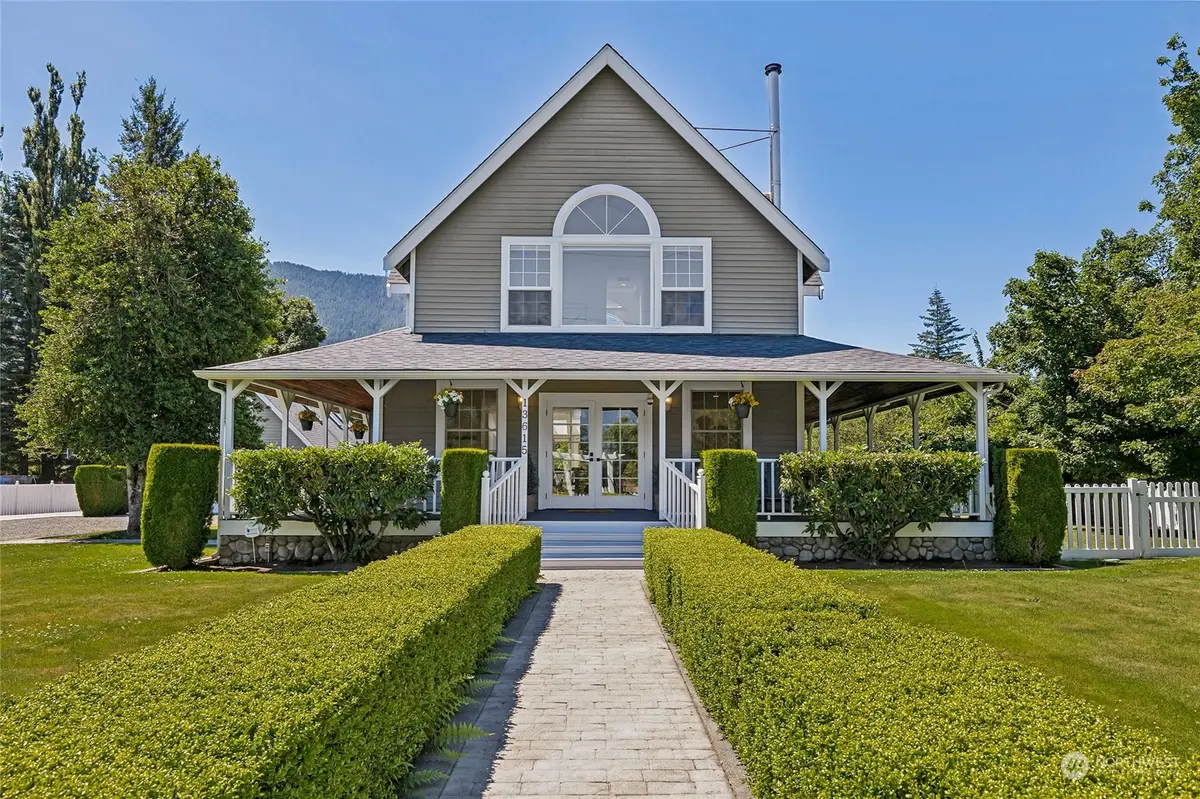 13615 424th AVE SE, North Bend, WA 98045