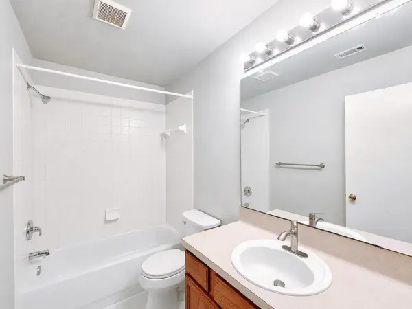 1581 Parkfield CIR, Round Rock, TX 78664