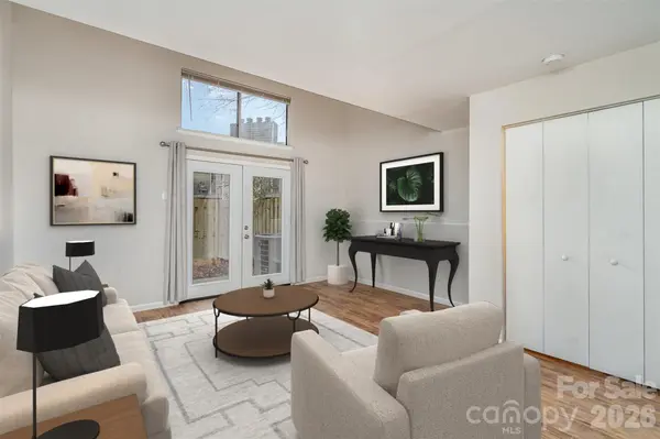 3312 Heathstead PL, Charlotte, NC 28210