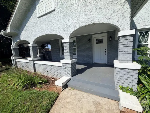 2709 N Main AVE, Newton, NC 28658