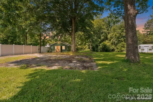 706 S Main ST, Clover, SC 29710