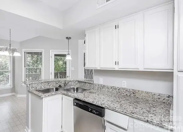 109 Killam CT #2B, Cary, NC 27513