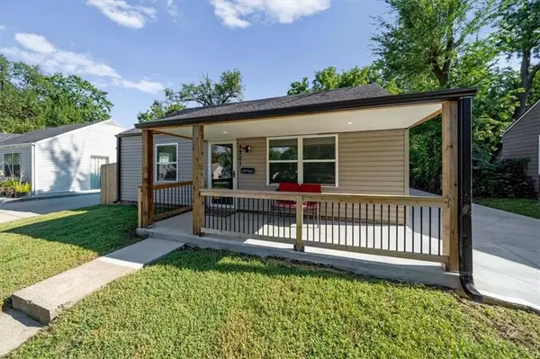 5201 locust AVE, Kansas City, KS 66106