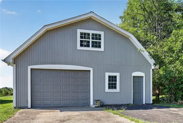 12407 E 195th ST, Raymore, MO 64083