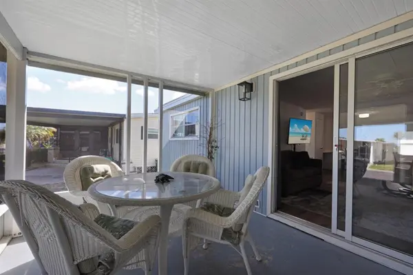 2100 KINGS HWY #877, Port Charlotte, FL 33980