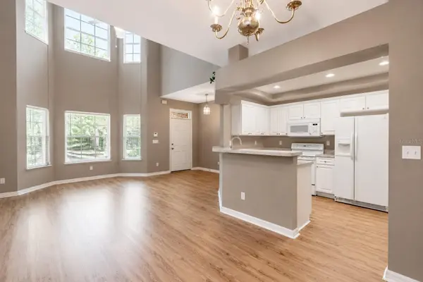 4946 NW 1ST PL, Gainesville, FL 32607
