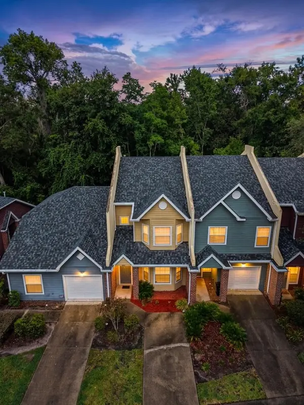 4946 NW 1ST PL, Gainesville, FL 32607