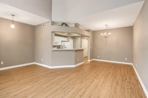 4946 NW 1ST PL, Gainesville, FL 32607