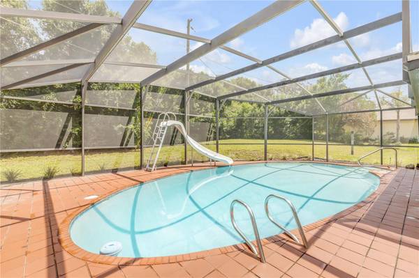 802 SYLVIA DR, Deltona, FL 32725