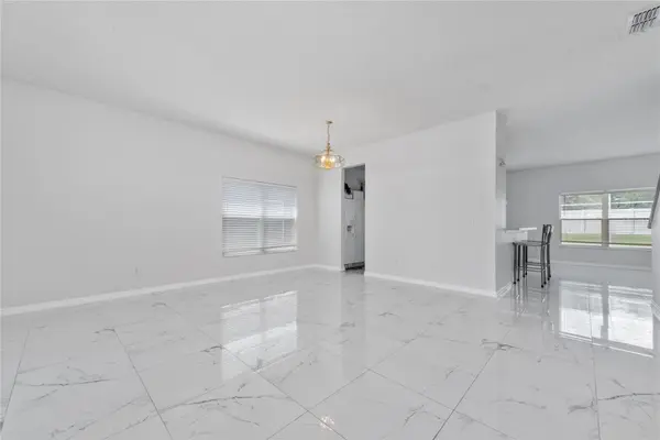 746 LOCKBREEZE DR, Davenport, FL 33897