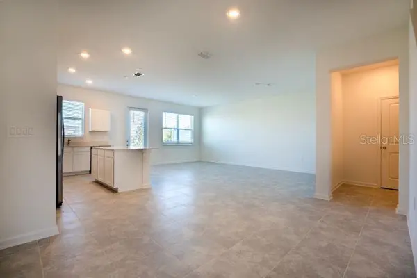 339 NINE IRON DR, Davenport, FL 33896