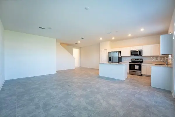 339 NINE IRON DR, Davenport, FL 33896