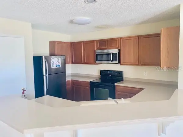 1064 CHALCEDONY ST, Kissimmee, FL 34744