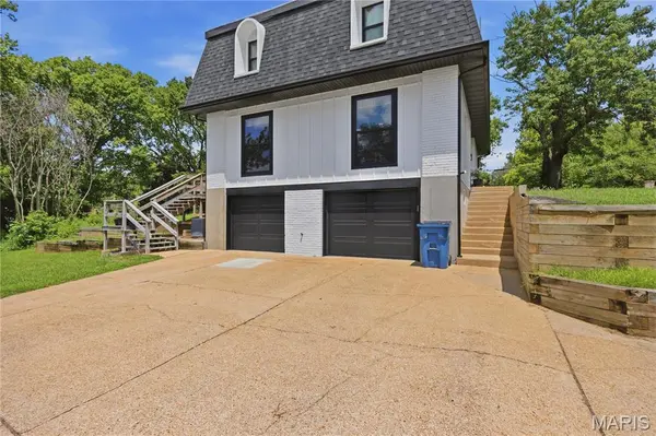 301 Sunset LN, Potosi, MO 63664