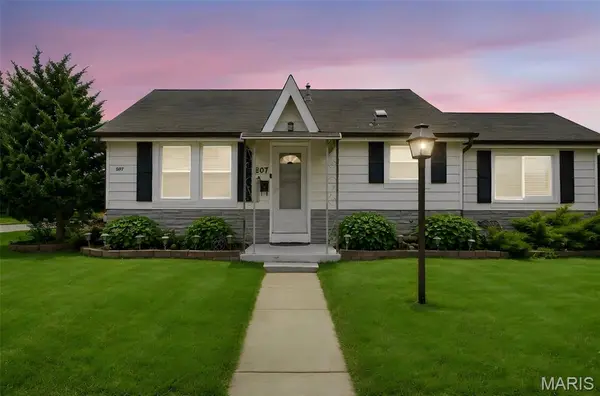 207 Marilyn Estates DR, St Louis, MO 63123