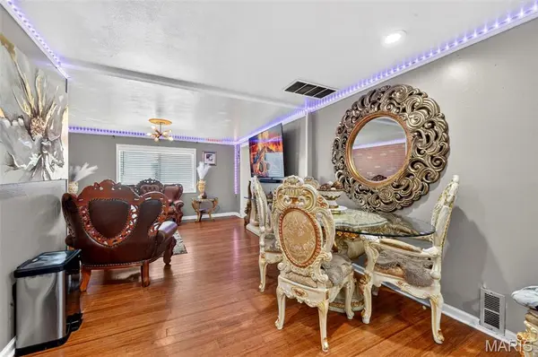 207 Marilyn Estates DR, St Louis, MO 63123