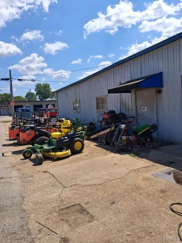 209 N Lafayette ST, Doniphan, MO 63935