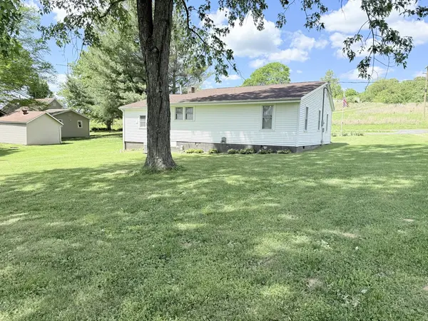 345 E Fords Ferry RD, Cave In Rock, IL 62919