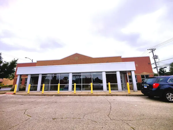 10526 S Halsted ST, Chicago, IL 60628