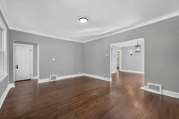 529 E Park BLVD, Villa Park, IL 60181