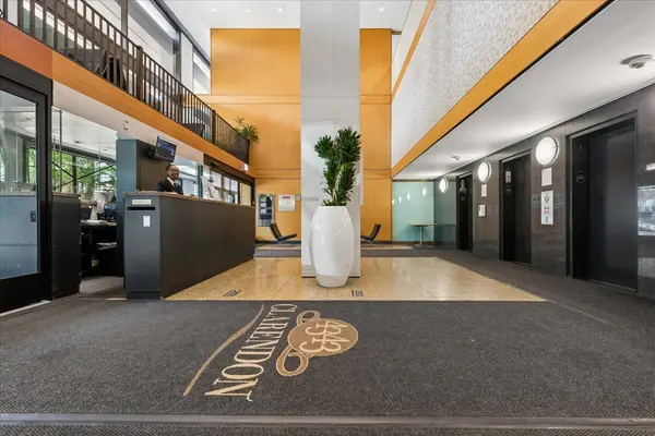 4343 N Clarendon AVE #2117, Chicago, IL 60613