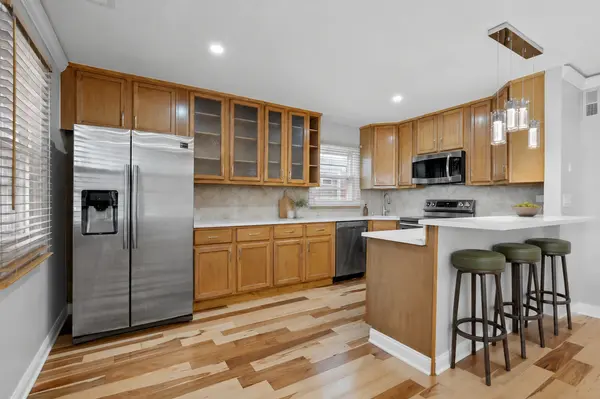9421 Kelvin LN #3153, Schiller Park, IL 60176