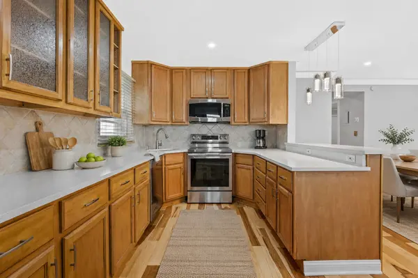 9421 Kelvin LN #3153, Schiller Park, IL 60176