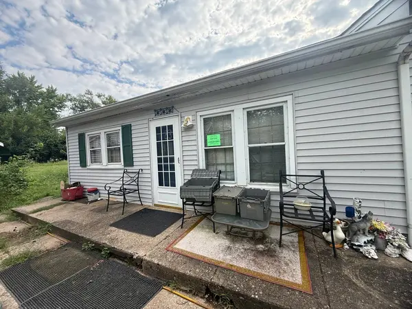 1507 Chestnut ST, Pekin, IL 61554