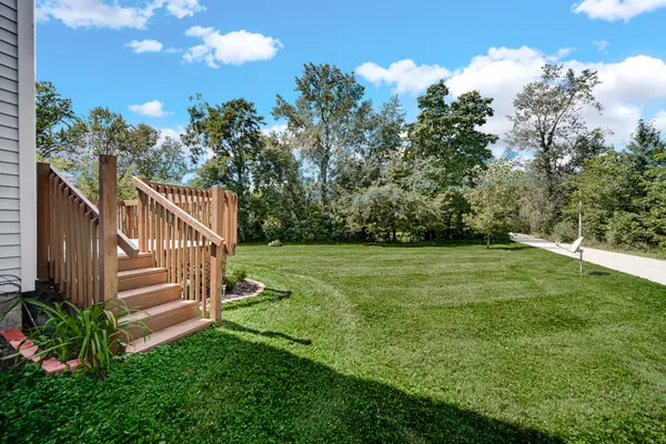 4505 Flint Lake GTWY, Valparaiso, IN 46383