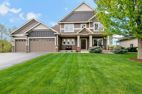 17197 Hollyhock CT, Lakeville, MN 55044