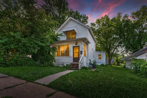 736 Plum ST, Saint Paul, MN 55106
