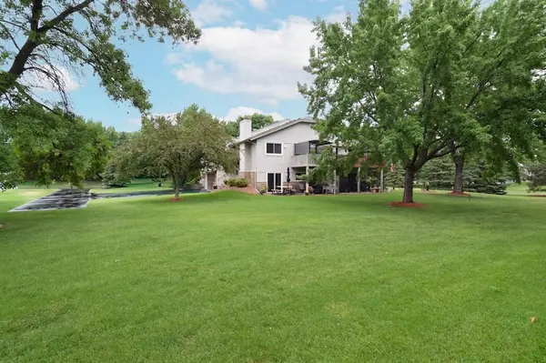 12937 82nd AVE N, Maple Grove, MN 55369