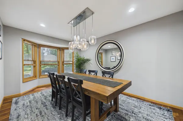 30 B ST, Saint Paul, MN 55106