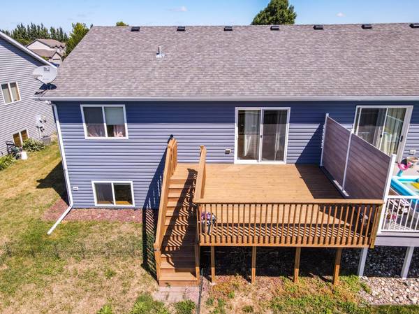 1113 Morningside DR, Casselton, ND 58012