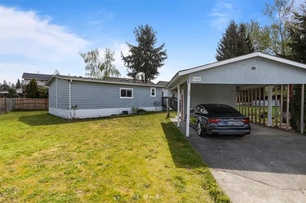 7520 188TH Street Ct E #39, Puyallup, WA 98375
