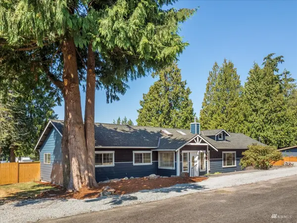 4627 Picnic Point RD,  Edmonds,  WA 98026