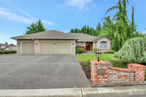 17606 14th AVE W, Lynnwood, WA 98037